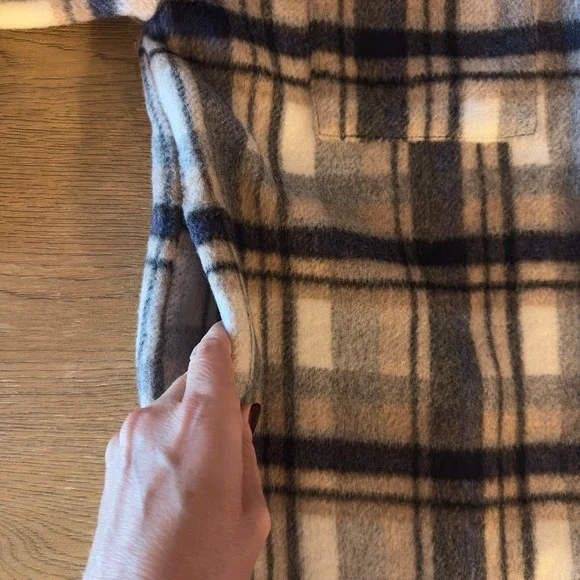 Evereve Simone Plaid Shacket-Soft Brushed‎ Fleece Button Down Jacket-NWOT-Size L - Picture 13 of 16